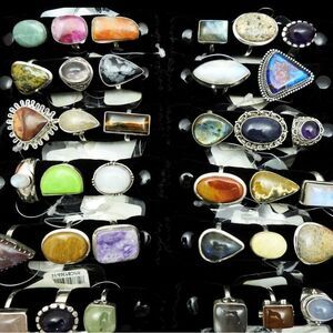 2 LBs Estate Sale vintage jewelry lot~ Mostly wearable gold & silver